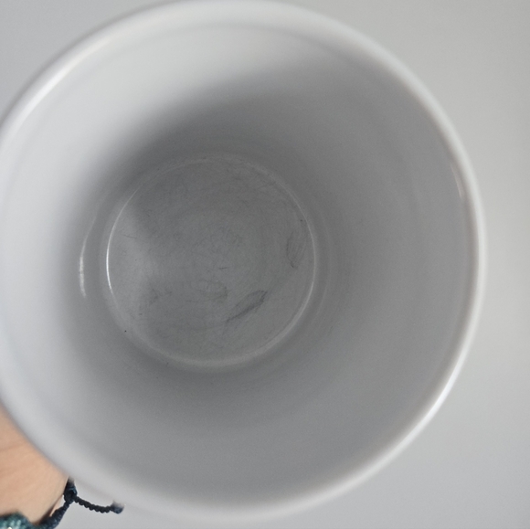 🎁 Free With Any Purchase - Trolls Floral Mug - Green and Yellow - Picture 4 of 5